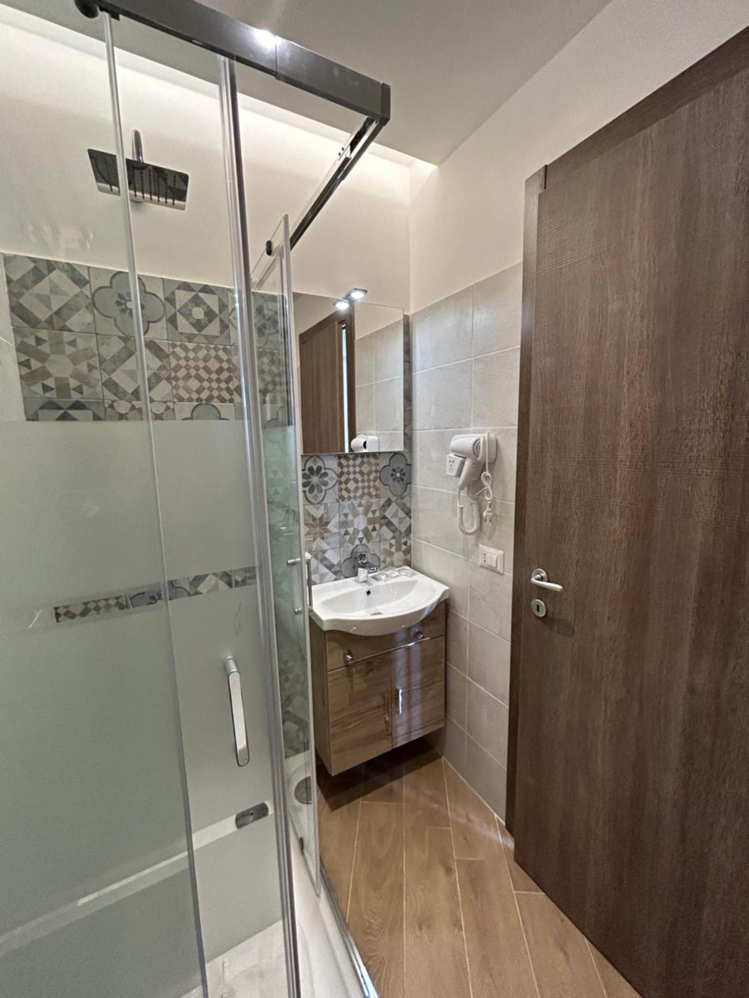 Grimaldi Comfort Guest House Kültér fotó
